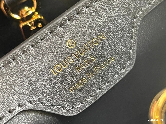 WIS BB LOUIS CAPUCINES VUITTON 0811